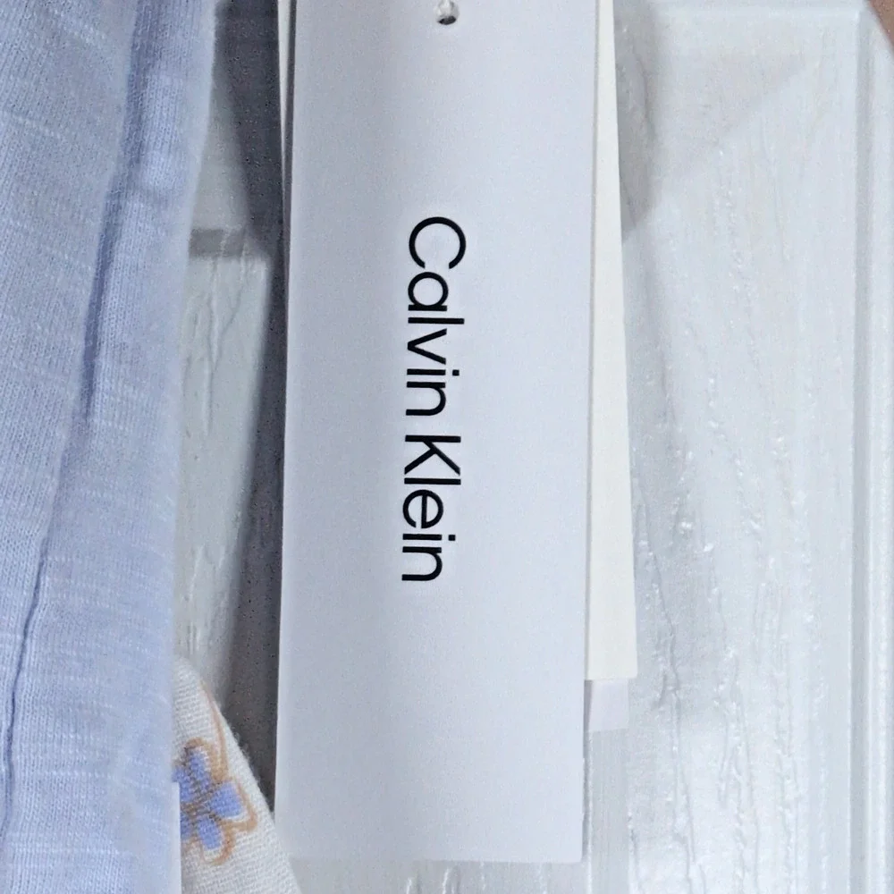 Calvin Klein Baby 2-Piece Rosette Logo Shirt Gauze Skirted Diaper Cover Set NWT